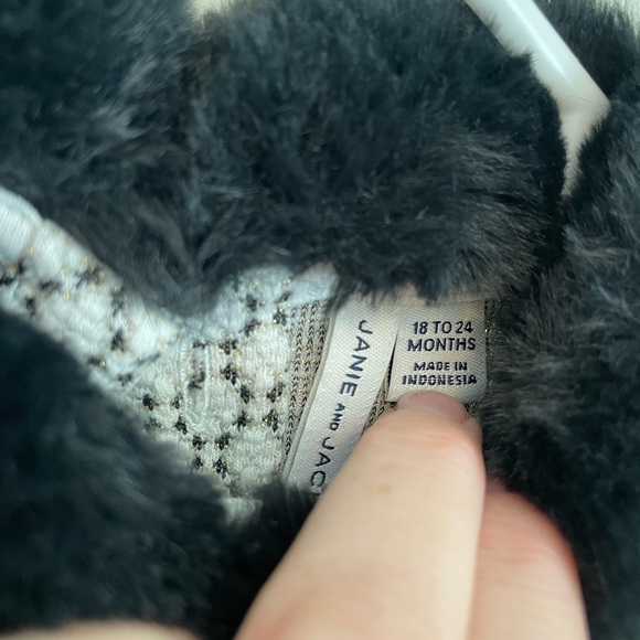 Janie and Jack girls black and white faux fur collar tiered dress size 18-24 mo - Picture 2 of 5